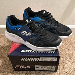Fila Memory Foam Running Shoes